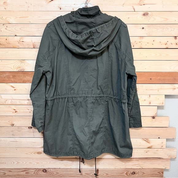 Forever 21 Army Green Hoodie Zipped Up front long sleeve Jacket size S - Picture 10 of 11